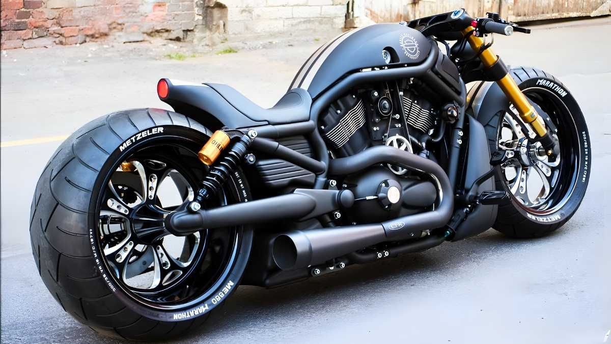 Harley-Davidson Fat Boy 2025 – Iconic 1,868cc Cruiser with 94HP Power & Legendary American Style