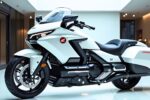 Honda Gold Wing 2025 Launched – Luxury Touring Bike with Next-Gen Tech & Unmatched Comfort!